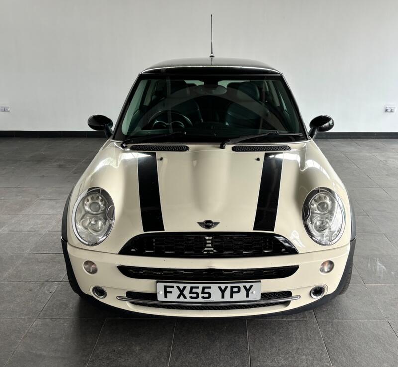 View MINI HATCH 1.6 Cooper Hatch