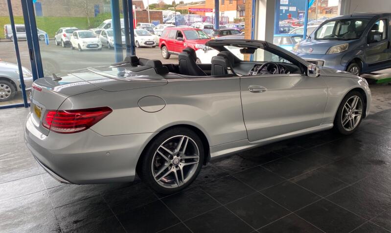 MERCEDES-BENZ E CLASS