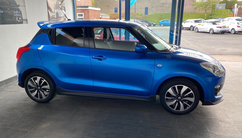SUZUKI SWIFT