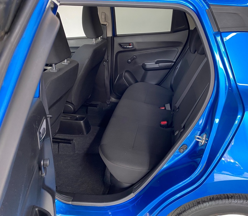 SUZUKI SWIFT