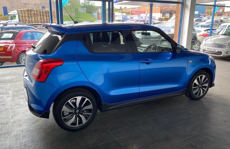 SUZUKI SWIFT