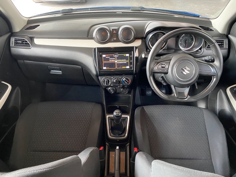 SUZUKI SWIFT