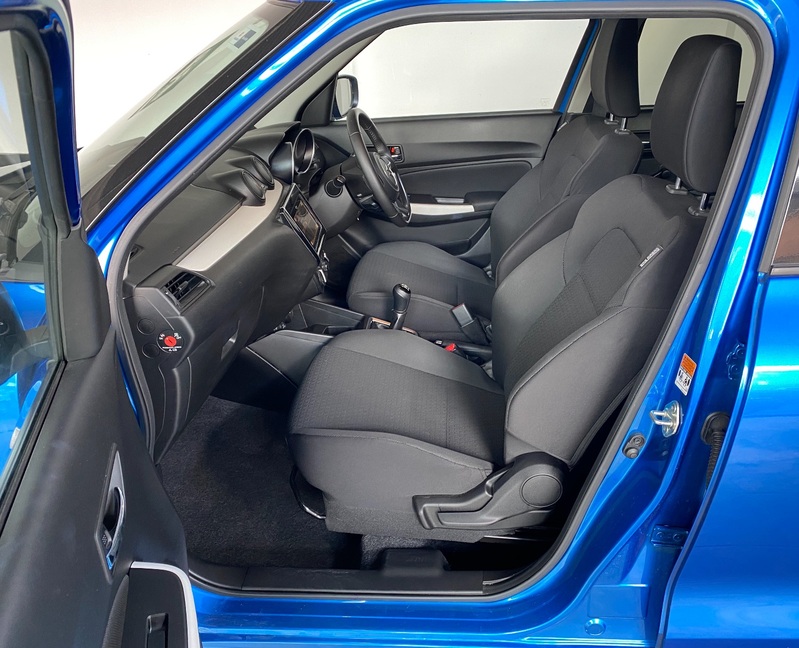 SUZUKI SWIFT
