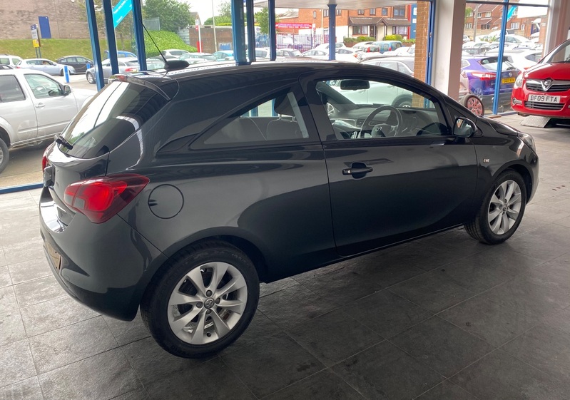 VAUXHALL CORSA